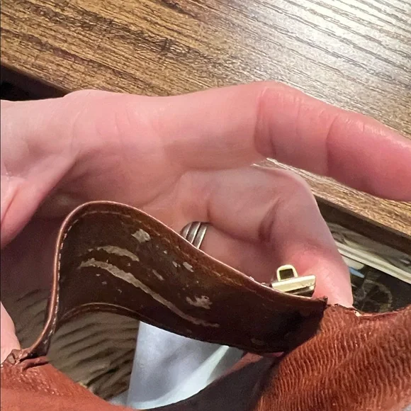 100% Authentic LV Monogram Canvas Small Key & Card Holder - Picture 11 of 12